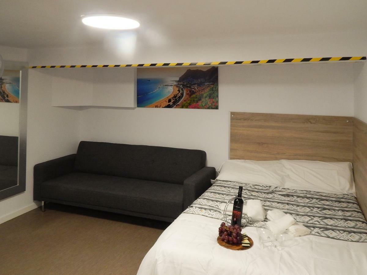 Apartamentos Bello Zona Hospital サン・クリストバル・デ・ラ・ラグーナ エクステリア 写真