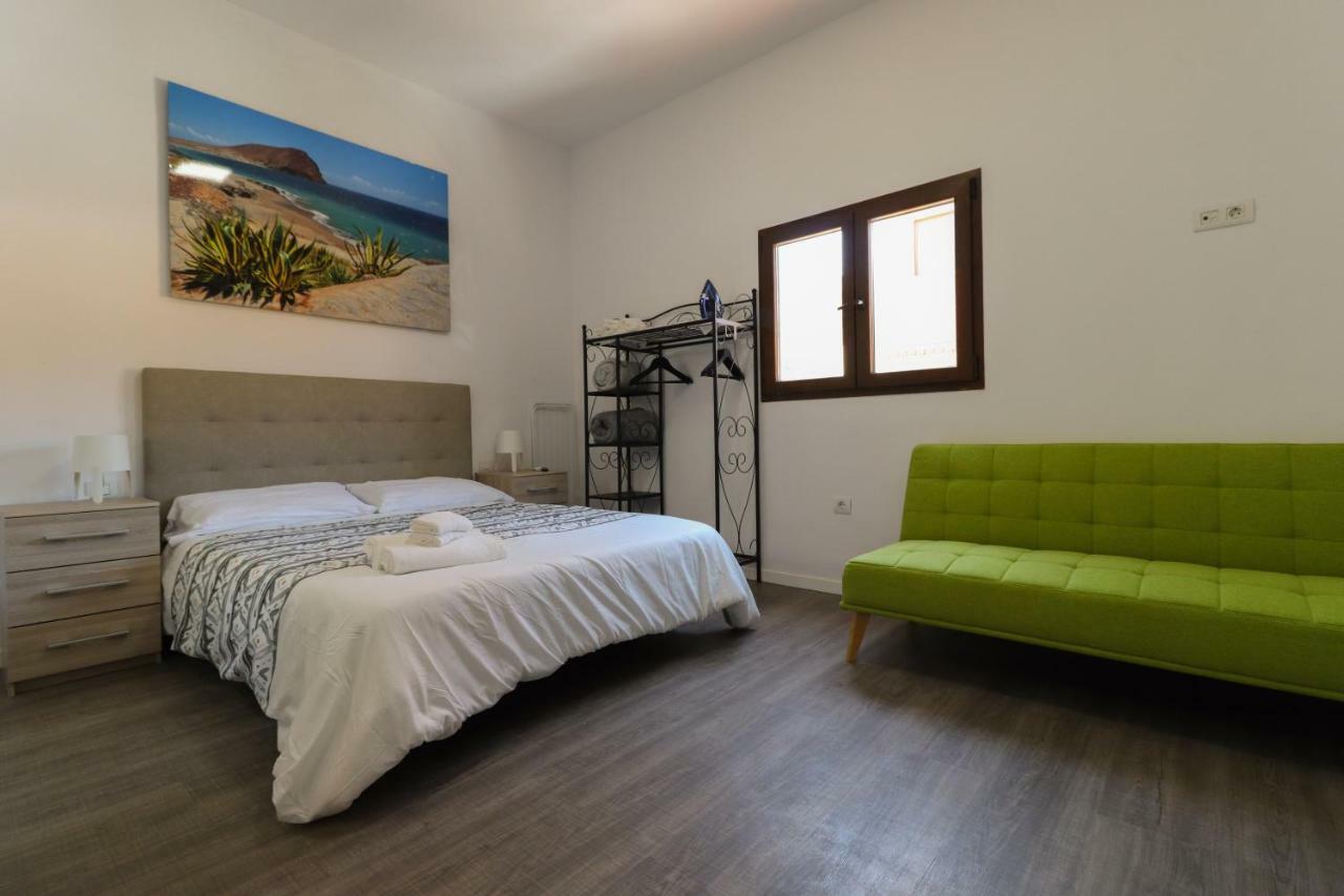 Apartamentos Bello Zona Hospital サン・クリストバル・デ・ラ・ラグーナ エクステリア 写真