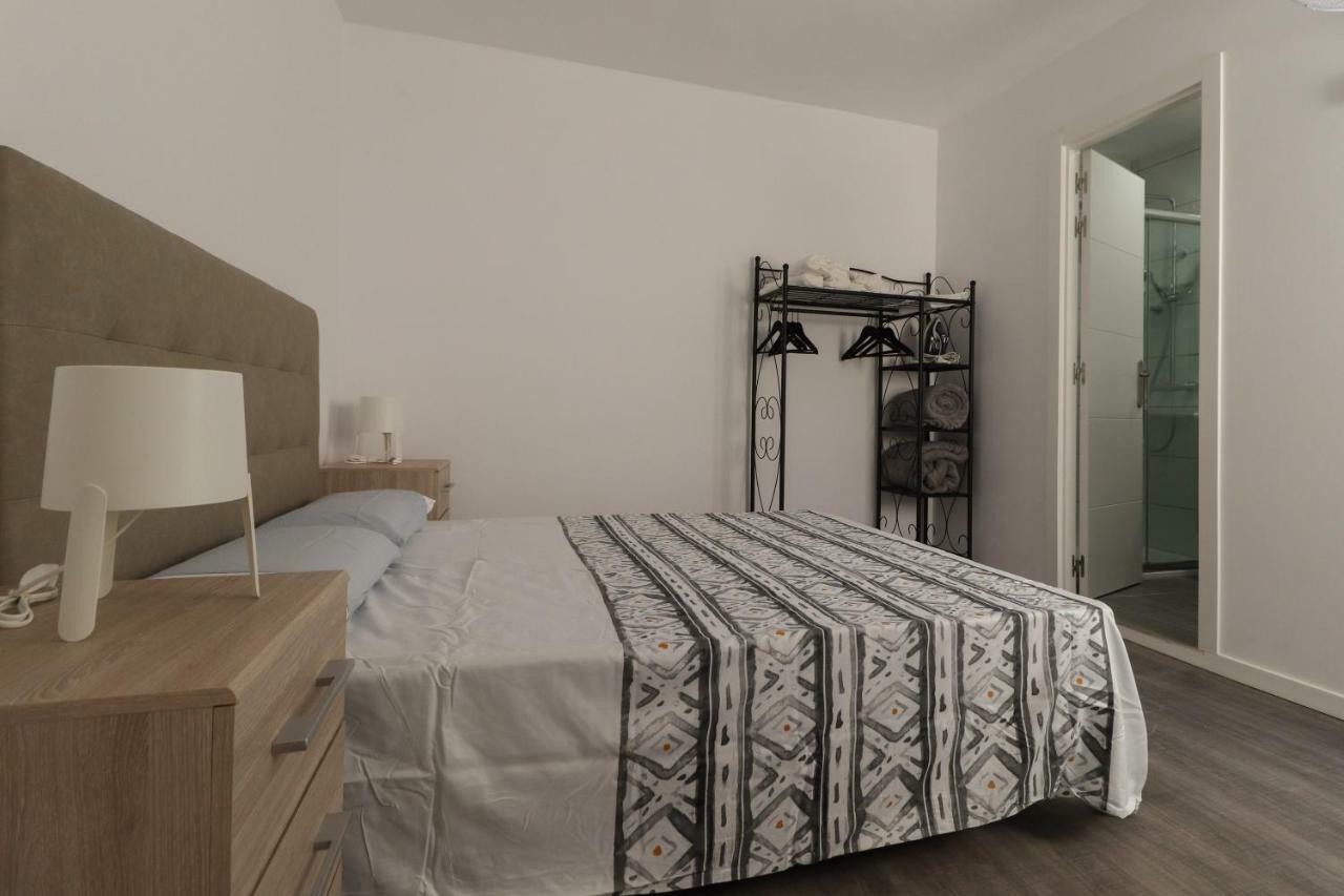 Apartamentos Bello Zona Hospital サン・クリストバル・デ・ラ・ラグーナ エクステリア 写真