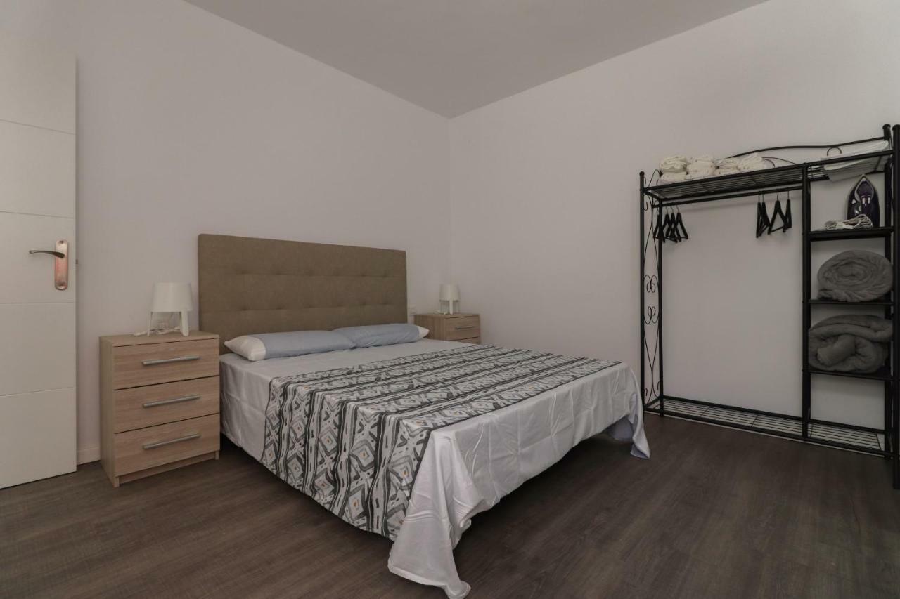 Apartamentos Bello Zona Hospital サン・クリストバル・デ・ラ・ラグーナ エクステリア 写真