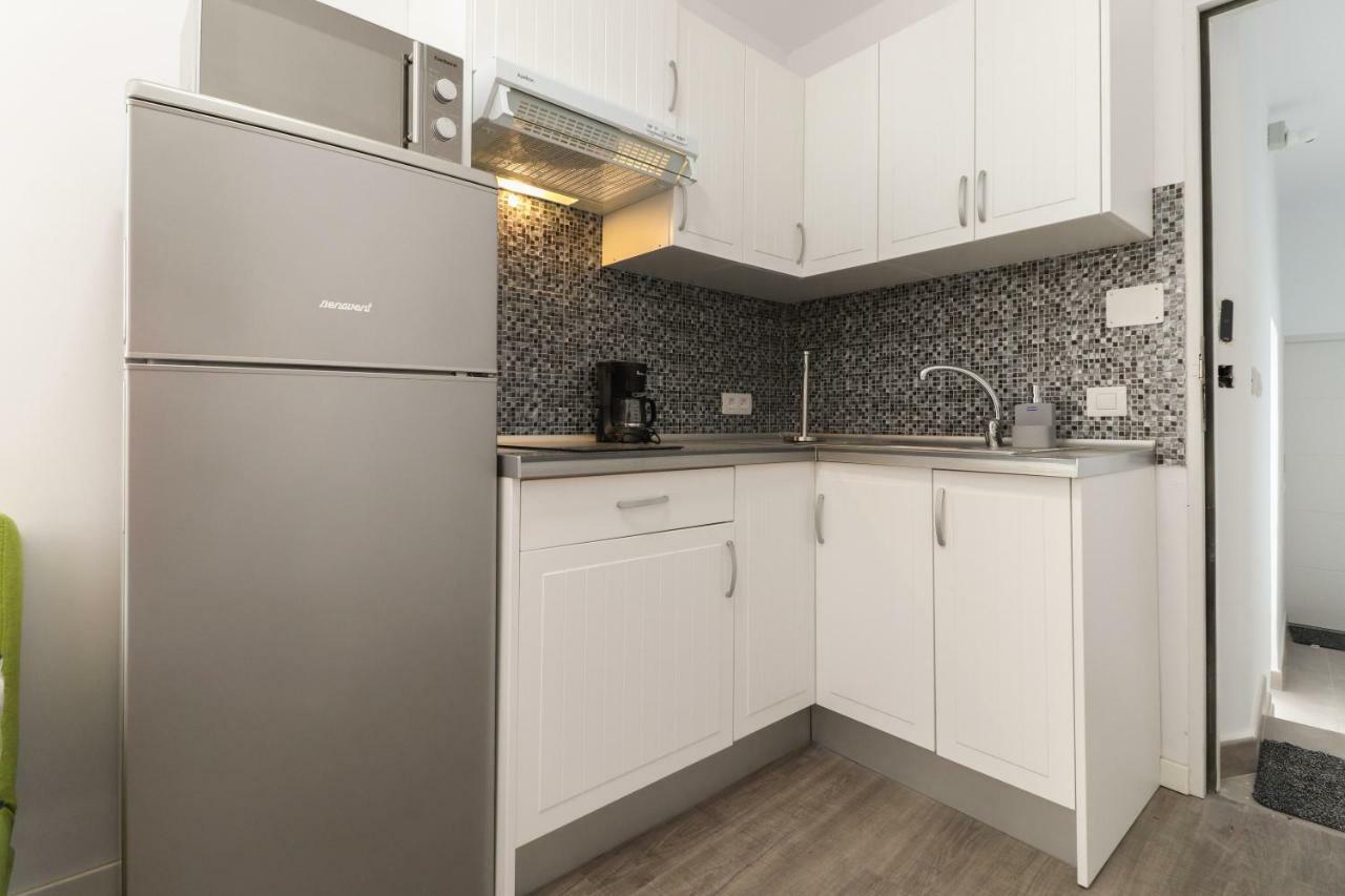 Apartamentos Bello Zona Hospital サン・クリストバル・デ・ラ・ラグーナ エクステリア 写真