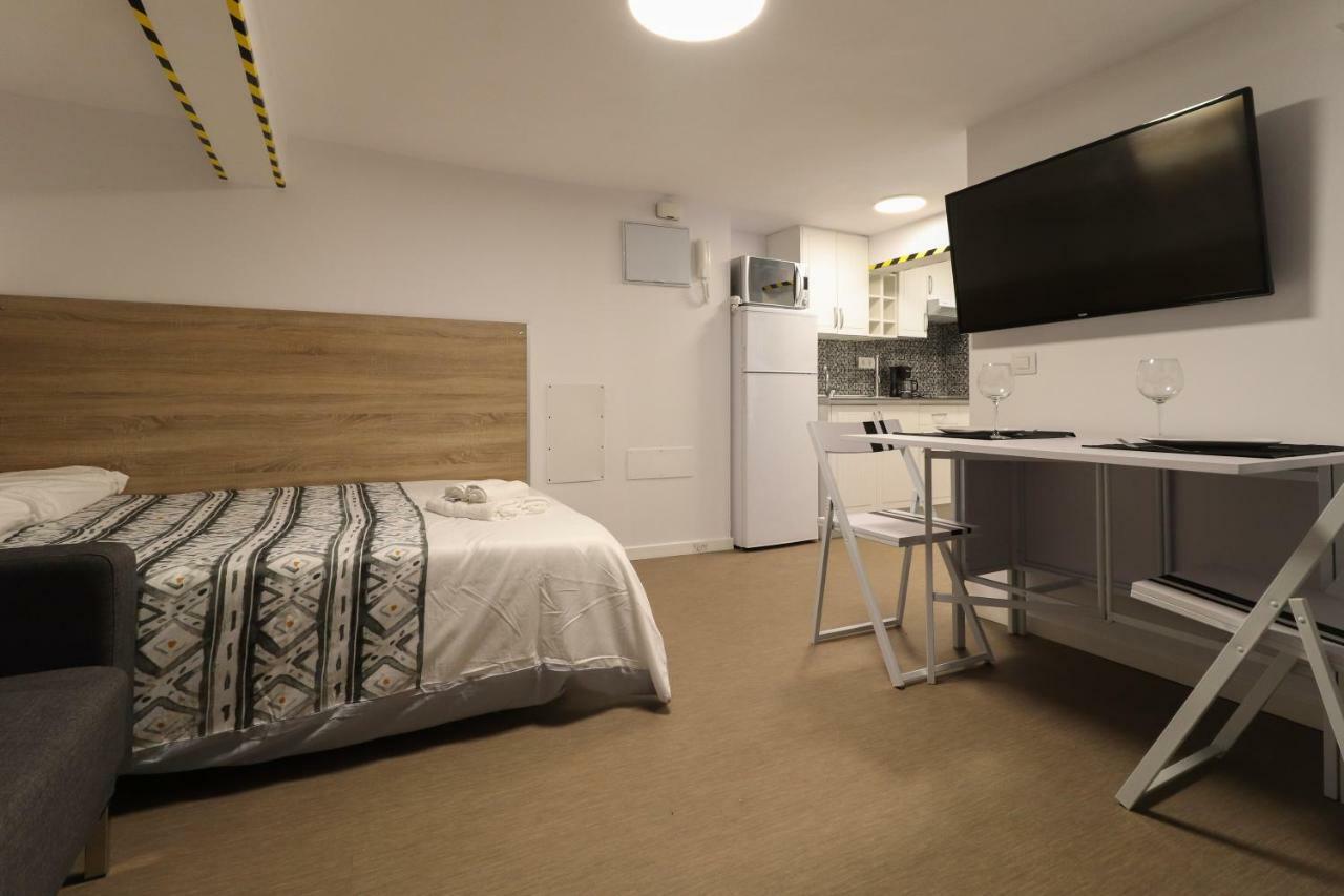 Apartamentos Bello Zona Hospital サン・クリストバル・デ・ラ・ラグーナ エクステリア 写真